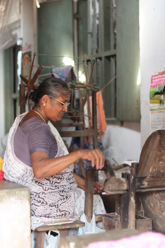 India 2010 - Kerala - Kannur - Lokanath Weavers